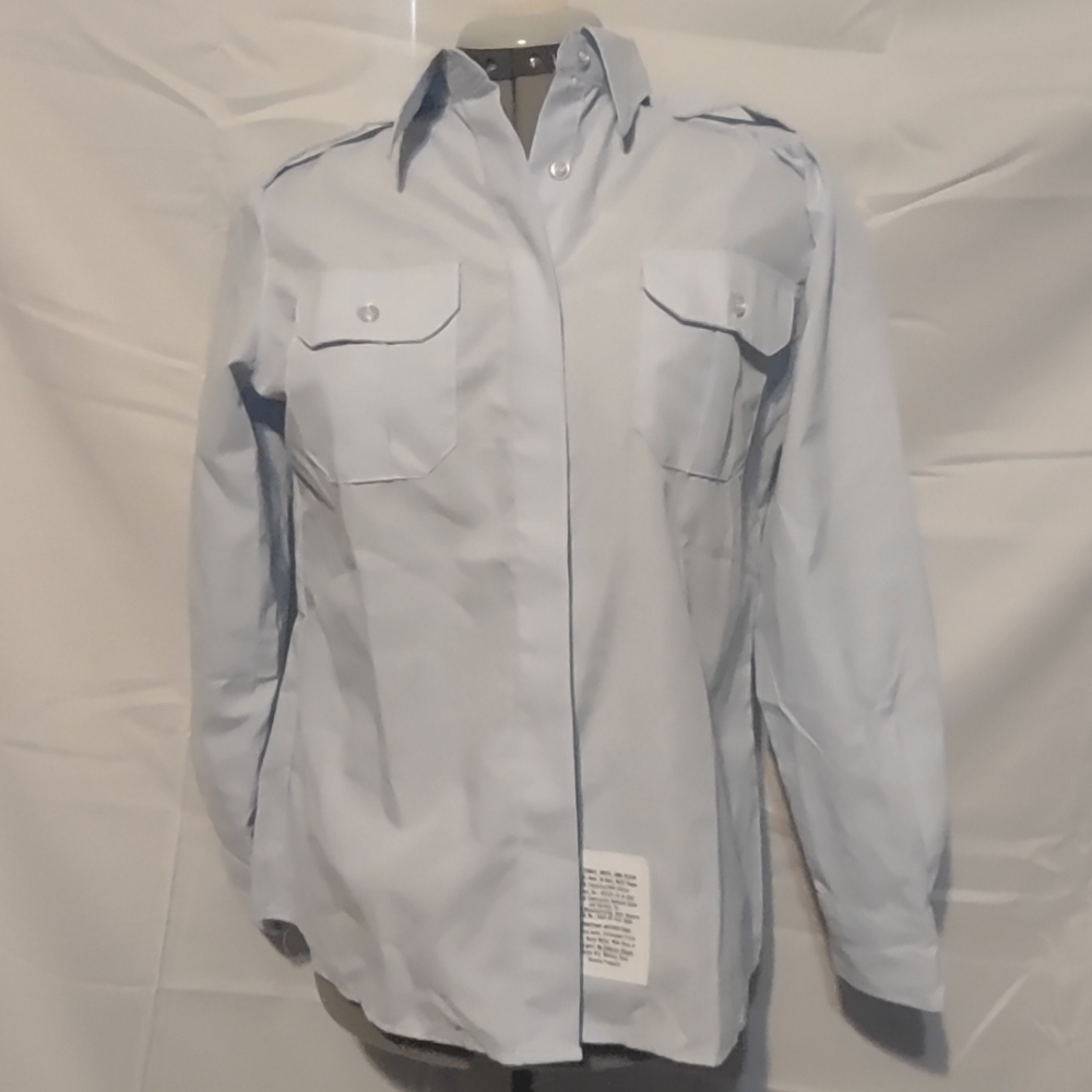 🍌 Women's Light Blue Military Shirt Small Button Down
